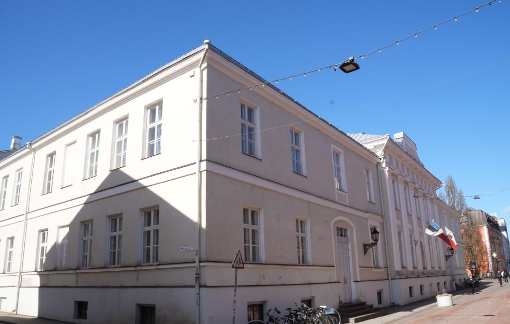 Koolimaja